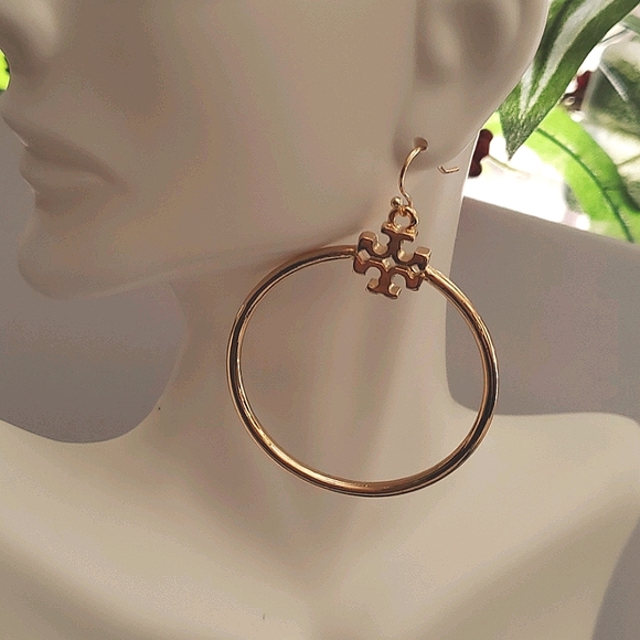 TORY BURCH EARRINGS,  Firm Price - Picture 6 of 10